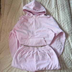 Gymshark Light Pink jogger set